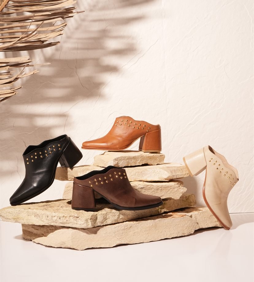 Portofino — mule con taco y tachas